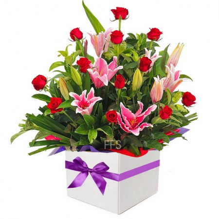 Red Roses With Orientals